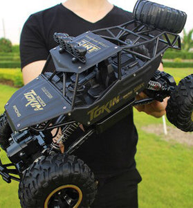 RC Auto 1:12 4WD Funkgesteuerter Hochgeschwindigkeits-Geländewagen